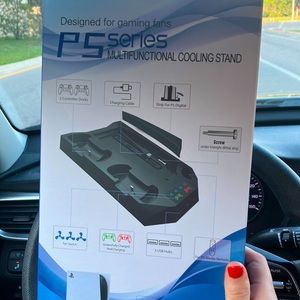 P5 series multifunctional cooling stand never used still in the box